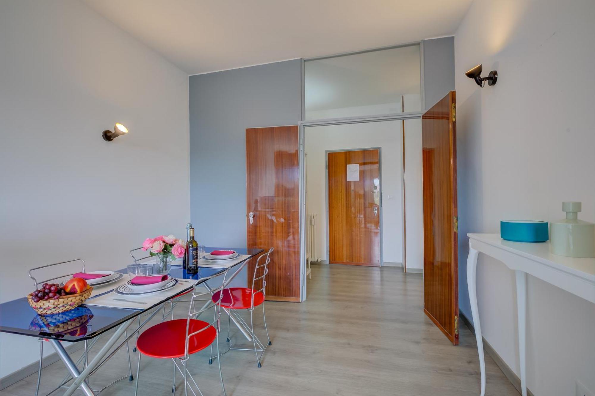 Appartamento Di Tommaso - Happy Rentals Desenzano del Garda Eksteriør bilde